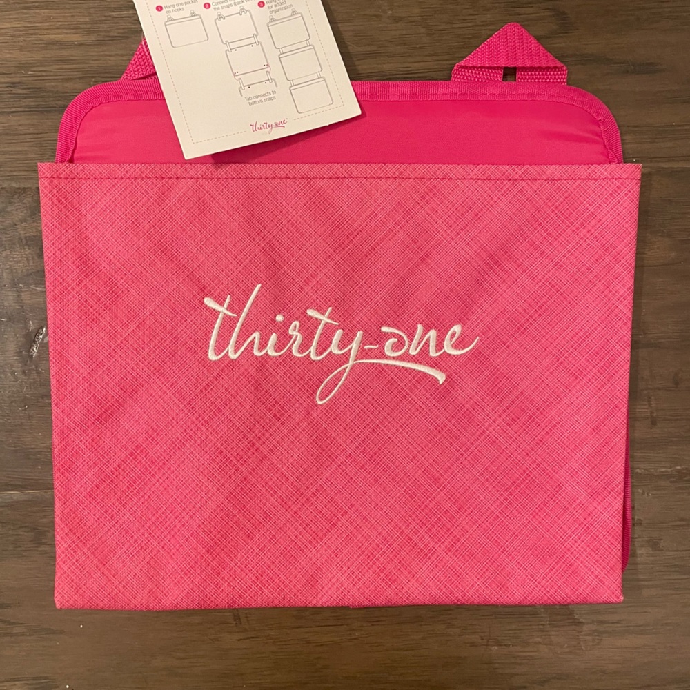Thirty One Pink Cross Pop Snap Pocket - New!
